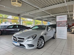 Bild des Angebotes Mercedes-Benz SLC 300 Roadster Panorama Navigation LED