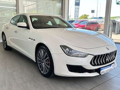 Bild des Angebotes Maserati Ghibli 3.0 Diesel GranLusso Xenon/Navi/CarPlay