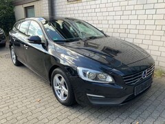 Bild des Angebotes Volvo V60 Kombi Business Edition 1.Hand