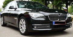 Bild des Angebotes BMW 730 730d xDrive schwarz ++TOP AUSSTATTUNG++