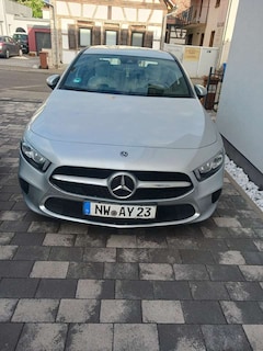 Bild des Angebotes Mercedes-Benz A 180 d 7G-DCT Style