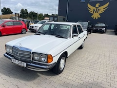 Bild des Angebotes Mercedes-Benz 200 W123 TOP, H-Zulassung,TÜVneu,
