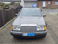Bild des Angebotes Mercedes-Benz 250 W124