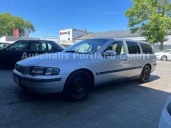 Bild des Angebotes Volvo V70 2.3 T T5 Comfort/S-Dach/Elektr Sitze/Navi