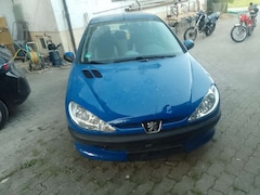 Bild des Angebotes Peugeot 206 60 Petit Filou