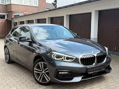 Bild des Angebotes BMW 116 d Sport Line Autom/Navi/Leder/M Lenkrad/Live
