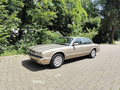 Bild des Angebotes Jaguar XJ 4.0 Sovereign