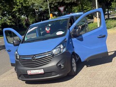 Bild des Angebotes Opel Vivaro Combi L2H1 2.9 Navi AHK Klima 9 Sitze