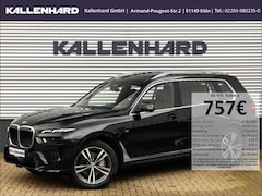 Bild des Angebotes BMW X7 xDrive 40 i M Sport 7-Sitzer SkyLounge-AHK-PANO Ha