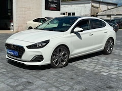 Bild des Angebotes Hyundai i30 Fastback Premium 1HD SCHIEBEDACH CAM NAVI