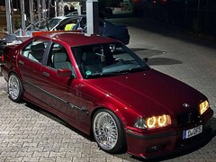 Bild des Angebotes BMW 328 E36 328i M-Paket Carlypsorot