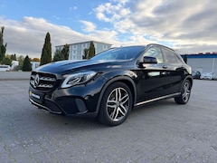 Bild des Angebotes Mercedes-Benz GLA 250 4Matic Night-Paket AUTOMATIK/PANO/DISTRONIC/AHK