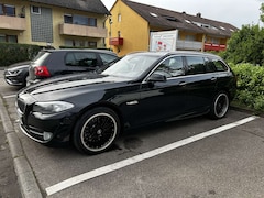Bild des Angebotes BMW 535 535d xDrive Touring Sport-Aut.