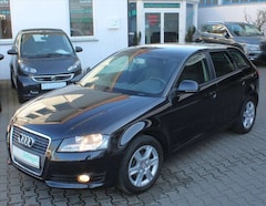 Bild des Angebotes Audi A3 Sportback 1,6 Autom.-Getriebe Navi Sitzhzg.