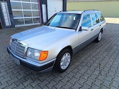Bild des Angebotes Mercedes-Benz 300 TDTurbo H-Zulassung ,TÜV neu,