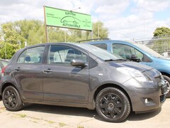 Bild des Angebotes Toyota Yaris Executive*Klima*HUneu*AHK*