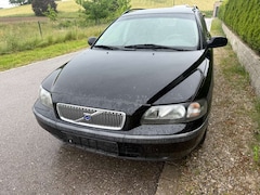 Bild des Angebotes Volvo V70 V70 2.4 Comfort