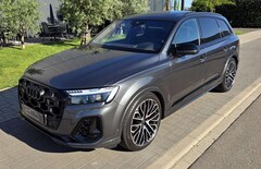Bild des Angebotes Audi SQ7 4.0 TFSI QUATTRO PANORAMA SITZLÜFTUNG MASSAGE BANG&OLUFSEN 7-SITZE STANDHEIZUNG GARANTIE bis 2029