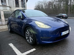 Bild des Angebotes Tesla Model Y Long Range Dual AWD mit verbessertem Fahrwerk