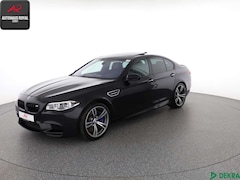 Bild des Angebotes BMW M5 M5 SHADOW BANG+O,360GRAD,HUD,VMAX,NETTO:46TEUR