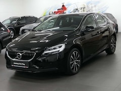 Bild des Angebotes Volvo V40 Momentum T2 LED/SHZ/PDC/1.HAND/U-FREI!