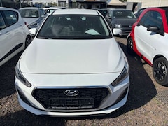 Bild des Angebotes Hyundai i30 cw YES!1.4