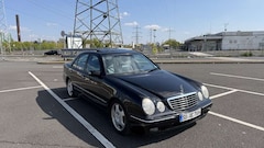 Bild des Angebotes Mercedes-Benz E 430 W210 E430 V8 Avantgarde 279 PS *2.Hand*Scheckheft