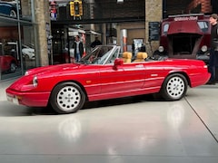 Bild des Angebotes Alfa Romeo Spider 2.0 i.e. Serie 4 mit Echtleder!
