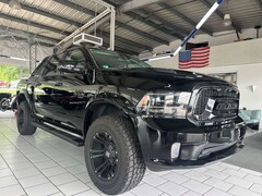 Bild des Angebotes Dodge RAM 5,7  Monster XXL Crewcab Leder 4x4 Night