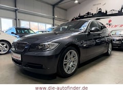 Bild des Angebotes BMW 330 i xDrive Lim. Aut. Xenon,Navi,Leder,PDC,17"