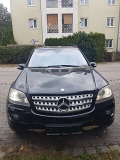 Bild des Angebotes Mercedes-Benz ML 320 CDI 4Matic 7G-TRONIC DPF