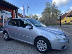 VW Golf Comfortline * SHZ * Klimaatomatik * Neuer Tüv *