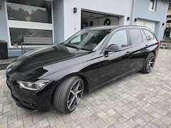 Bild des Angebotes BMW 320 320d Touring Advantage