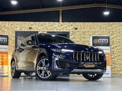 Bild des Angebotes Maserati Levante /EXCLUSIVE/RED/360'KAM/PANO/HARMAN-KARDON