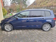 Bild des Angebotes VW Touran Touran 2.0 TDI SCR UNITED