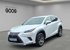 Bild des Angebotes Lexus NX 300h E-Four Navi LED ACC El. Heckklappe Mehrzonenklima