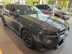 Bild des Angebotes BMW M5 Touring KeramikBremseUltimatePaketVollaustatt