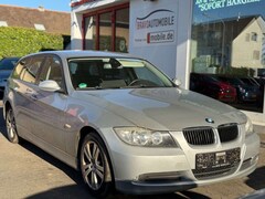 Bild des Angebotes BMW 320 i Touring Aut./PDC/LICHT & REGENSENSOR/KLIMA