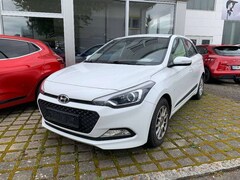 Bild des Angebotes Hyundai i20 1.4 CRDI