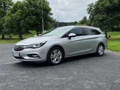 Bild des Angebotes Opel Astra Astra 1.6 D (CDTI) Automatik Sports Tourer +