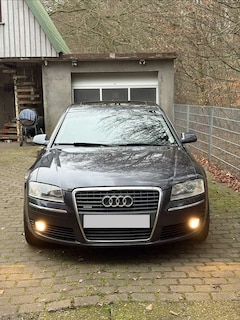 Audi A8 3.0 TDI DPF quattro