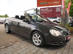 Bild des Angebotes VW Eos 2.0 TDI Cabrio XENON*SCHIEBEDACH*CARPLAY*NAV