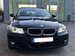 Bild des Angebotes BMW 320 320i Touring