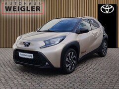 Bild des Angebotes Toyota Aygo X 5-Türer Teamplayer 5-Gang*Klima*Kamera*