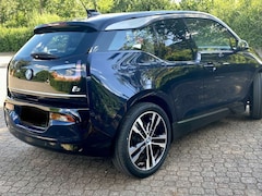Bild des Angebotes BMW i3 (120 Ah) LED, WP, Navi, 20“, Shzg, PDC, Top!