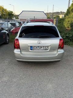 Bild des Angebotes Toyota Avensis 2.0 D-4D Combi Travel