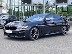 Bild des Angebotes BMW M550 M550i xDrive Aut. / Glasdach / Laserlicht / AHK