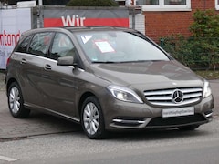 Bild des Angebotes Mercedes-Benz B 180 7G SPORT PAKET 1.Hand TÜV12/2027