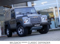 Land Rover Defender 90 TD4 Soft Top