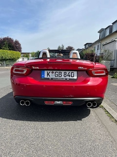 Fiat 124 Spider Lusso